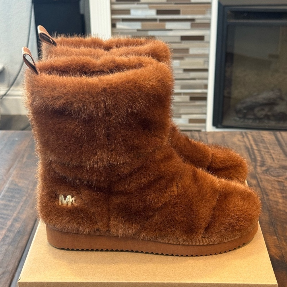 MICHAEL Michael Kors Stark Slipper Bootie (NWOT)